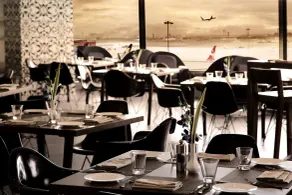 Holiday Inn Express New Delhi International Airport T3 by IHG - Restaurant