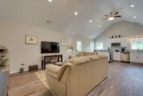 < 1 Mi to Broad River Campground! Rural Retreat - Innvendig