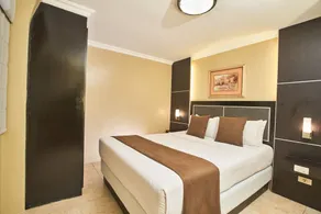 Orchid Garden Suites - Chambre