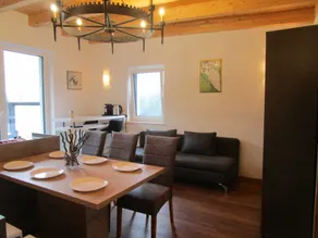 Apartment Skyline - Restaurant