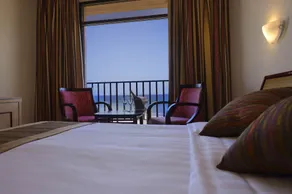 Resort Sur Beach Holiday - Room