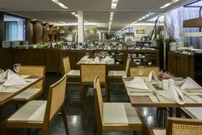 Sia Park Executive Hotel - Restaurant