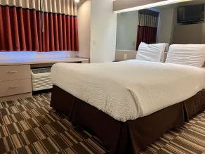 Microtel Inn & Suites by Wyndham Bloomington MSP Airport - Værelse