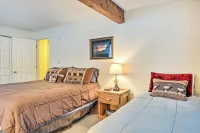 1 Mi to Attitash Mountain: Condo w/ Resort Perks - Interiör