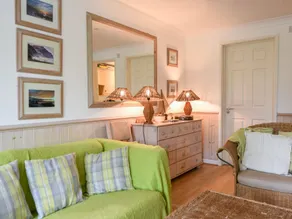 52 Fernhill Heights - Room