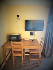 Above Tide Motel - Chambre