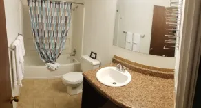 Amber Inn Motel - Bad