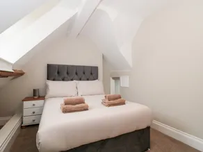 Purbeck Hotel Apartments - Flat 6 - Zimmer