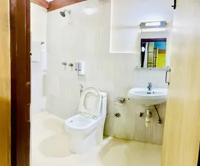 Thamel Seasons Hotel - Bathroom