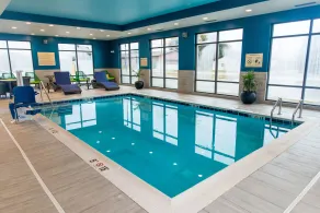 Hampton Inn Paris - Pool