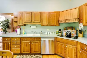Spacious Woodbury Home w/ Pool + Hot Tub! - Interiør