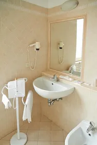 Hotel Cavallotti & Giotto - Badezimmer