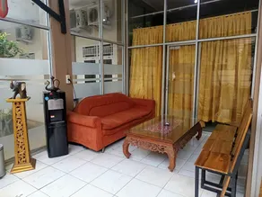 Four Hostel Bandar Lampung - Reception