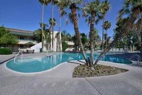 Travelodge by Wyndham Palm Springs - Piscine