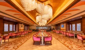 Crescent Spa And Resorts Indore - Restaurant