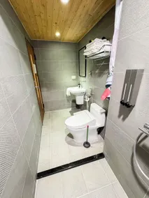 慢步南國 雙包棟民宿 Slow Tainan Entire Home - Badezimmer