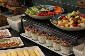 Aloft by Marriott Belfast Titanic Quarter - Restaurant