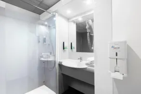 Brit Hotel Montpellier Parc Expo - Salle de bain