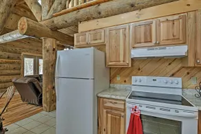 Custom Log Cabin w/ Deck & 45 Acres By Pine River! - Interiör