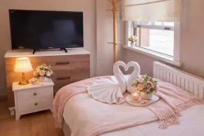 Valide i Suit - Room