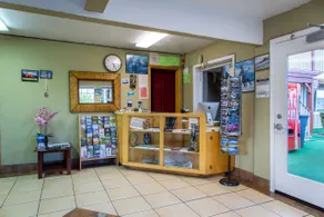 Swiss Holiday Lodge - Hall