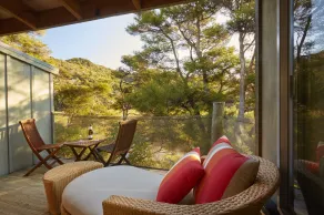 Awaroa Lodge - Ausblick vom Zimmer