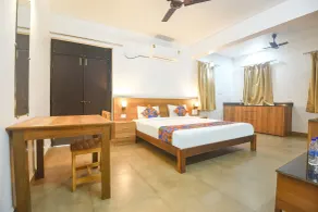 FabHotel Holiday Suites - Nr Benaulim Beach - Chambre