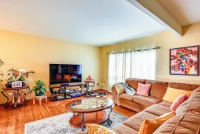 Seatac Home w/ Patio & Grill - 3 Mi to Airport! - Innvendig