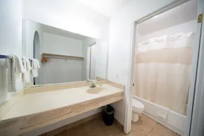 Superior Suites Hotel - Salle de bain
