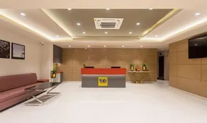 FabHotel Orange Oasis - Recepción