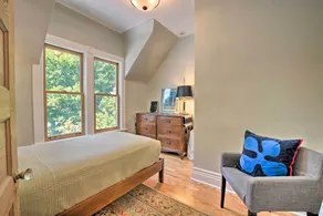 Classic Oak Park Home, 11 Mi to Downtown Chicago! - Interni