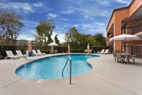 Super 8 by Wyndham Knoxville West/Farragut - Piscine