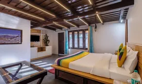 Itsy Hotels Shri Gv Inn, 600 Mtrs From Tiffin Top - Room