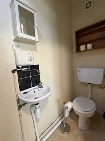 Charde Guest House - Bathroom