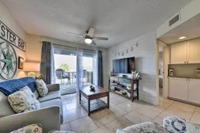 Condo Villas Oceanview Sand Dollar | Balcon | Piscine - Intérieur