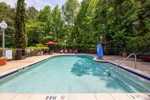 Hampton Inn & Suites Raleigh Cary Lenovo Center - Piscine