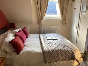 Silverstrands Guest House - Værelse