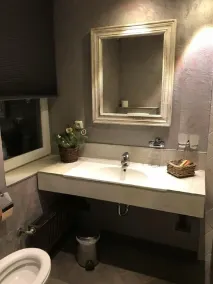 Villa St. Tropez - Bathroom
