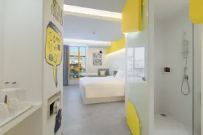 YELLO Hotel Kuta Beachwalk Bali - Utsikt från rummet