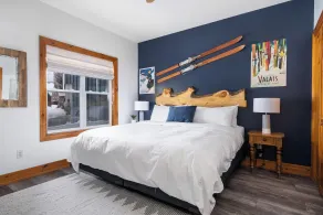 215 Snowbridge - Rum
