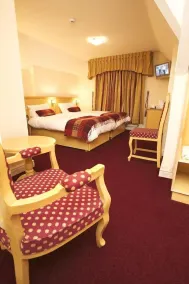 Gateway Hotel - Room