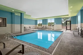 Holiday Inn Express & Suites Akron Regional Airport Area by IHG - Pool