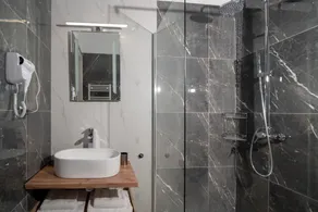 Plaka Arch Suites - Bad