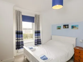 49 Ulwell Road - Rom