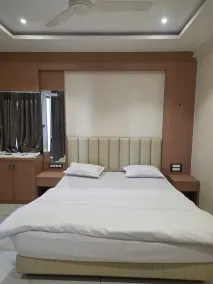 Hotel Nandanwan Resto and Bar - Quarto