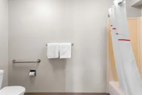 Red Roof Inn PLUS Chicago - Hoffman Estates - Salle de bain