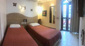 Vitória Praia Hotel - Room