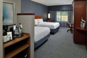 Courtyard by Marriott Harrisburg Hershey - Værelse