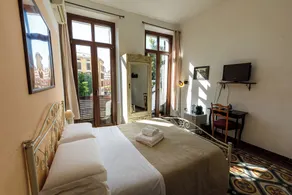 Onlyrooms III - Real City Center - Room