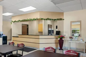 Super 8 by Wyndham Santa Rosa - Hall